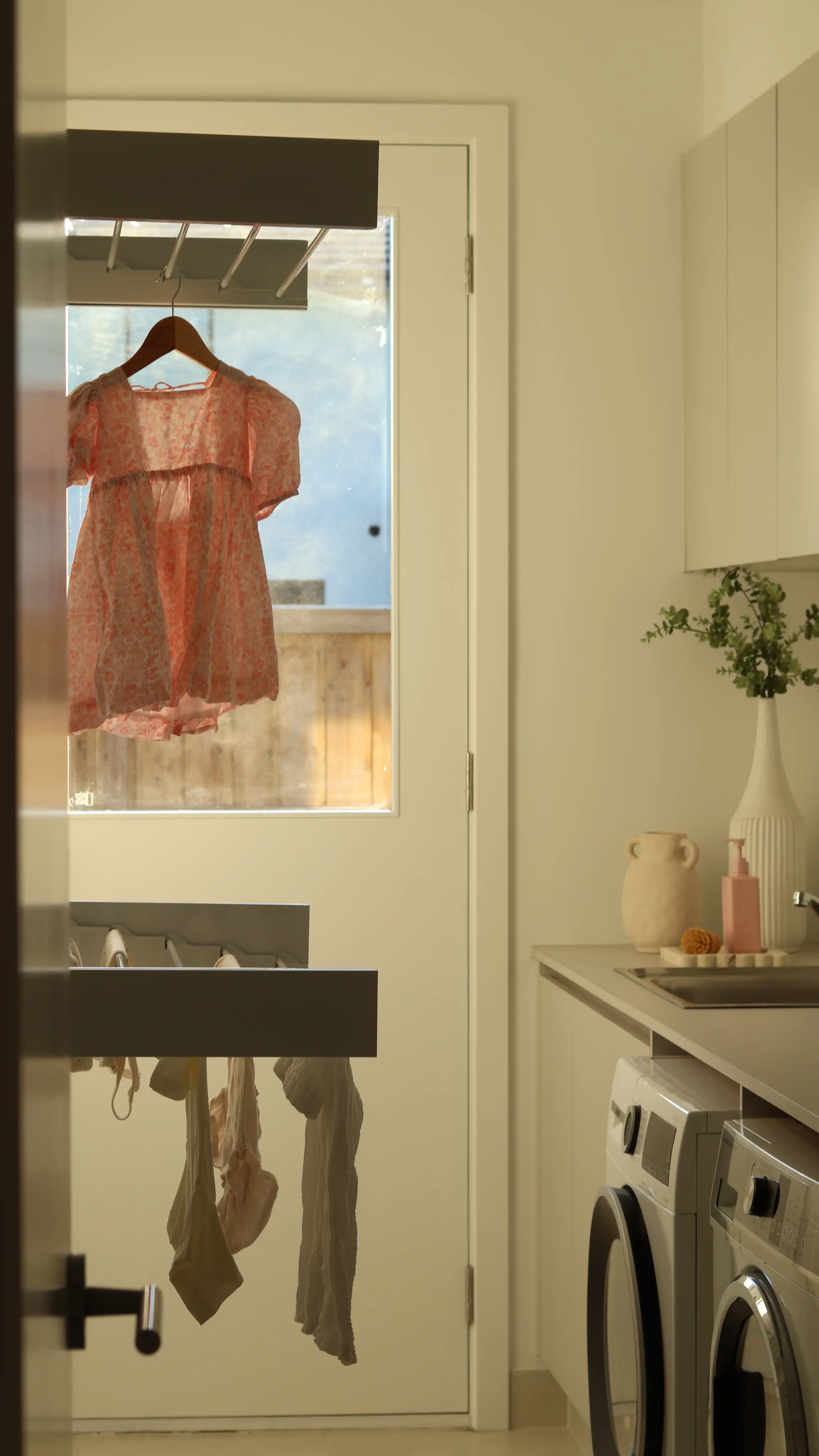 Wall Mounted Indoor Drying Rack from Vendline